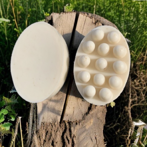 Handmade Soap - Oatmeal Honey & Milk Massage Soap Bar - Picture 3 of 8